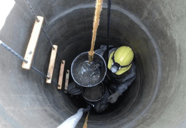 Чистка канализационных колодцев